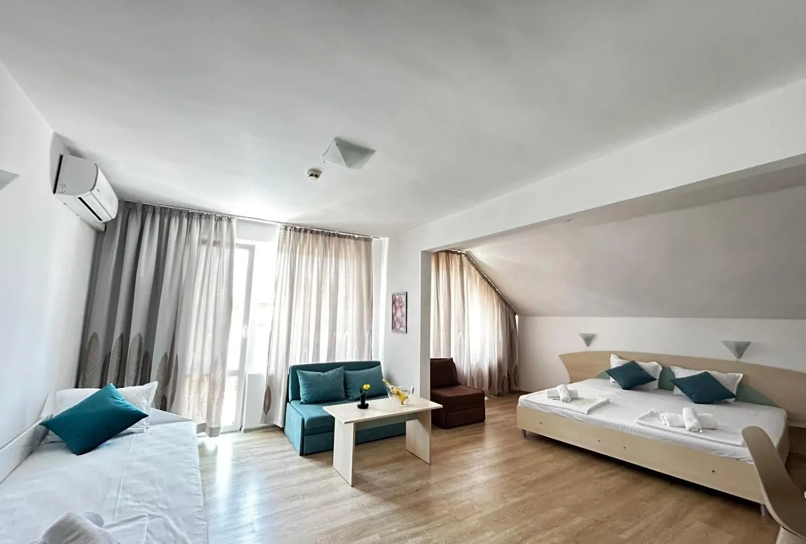 Family Hotel Magnolia, Солнечный берег